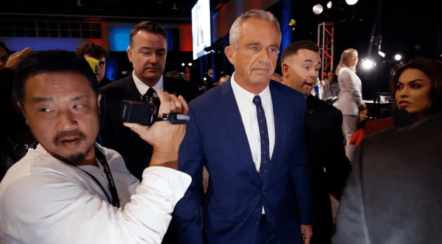 RFK Jr. Blasts GOP Harris Supporters as 'Establishment Republicans,' Claims They're Part of the 'Uniparty'